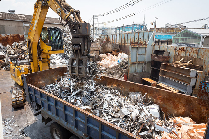 Two 25-ton dumper trucks, one 10-ton flat deck truck, and one 8-ton flat deck truck